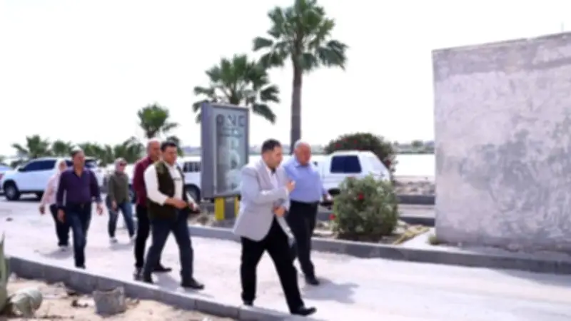محافظ دمياط يتفقد أعمال تطوير بوابة رأس البر الشرقية والطريق