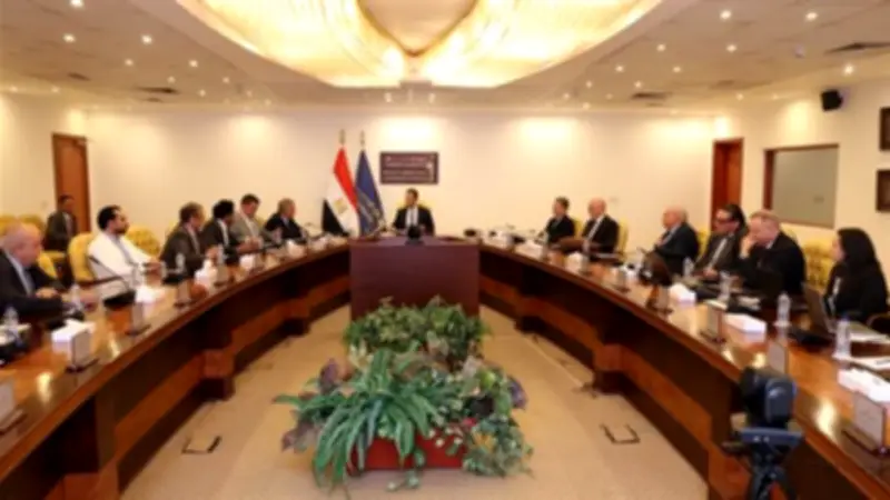 وزير الاتصالات يبحث مع غرفة صناعة تكنولوجيا المعلومات تعزيز التعاون ودعم الشركات الناشئة