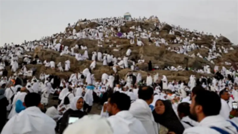 بعثة الحج السياحي تؤكد: الوقاية من الإجهاد الحراري أولوية قصوى لحجاج السياحة