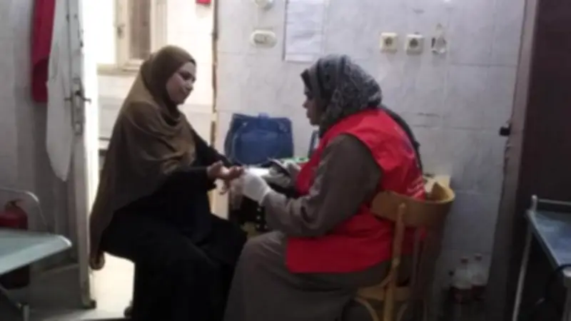 الفرق الطبية بالأقصر تكثف جهودها لخدمة المواطنين خلال إجازة العيد