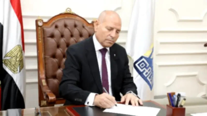 محافظ القاهرة يكلف تامر محمد عبد العظيم برئاسة حي المقطم