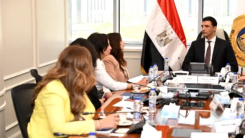 وزير الصناعة: برنامج عالمي للتعليم المهني لتحسين جودة خريجي التعليم الفني