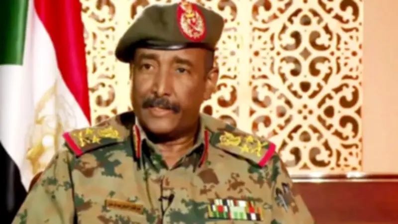 البرهان يعلن الترتيب لحوار سياسي شامل داخل السودان لاستكمال الانتقال المدني