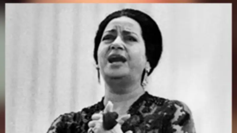 قصة أغنية يا ليلة العيد لأم كلثوم وعلاقتها ببائع متجول