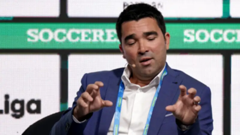 ديكو يكشف عن مفاوضات برشلونة لضم جواو بيدرو وألفاريز