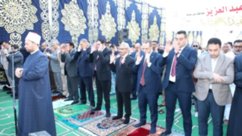 المحافظون يؤدون صلاة عيد الأضحى بالمحافظات ويشيدون بتنظيم الأوقاف للساحات والمساجد