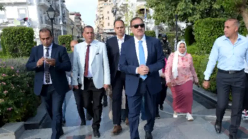محافظ بورسعيد يتفقد حديقة فريال في أول أيام عيد الأضحى ويوجه بالحفاظ على النظافة