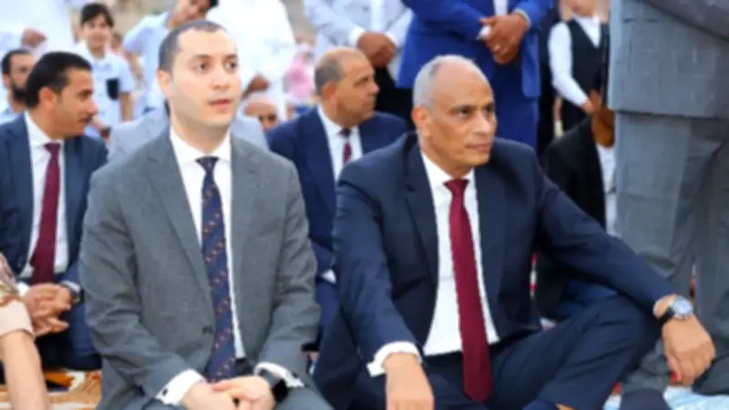 محافظ كفر الشيخ يؤدي صلاة عيد الأضحى مع الآلاف من المواطنين