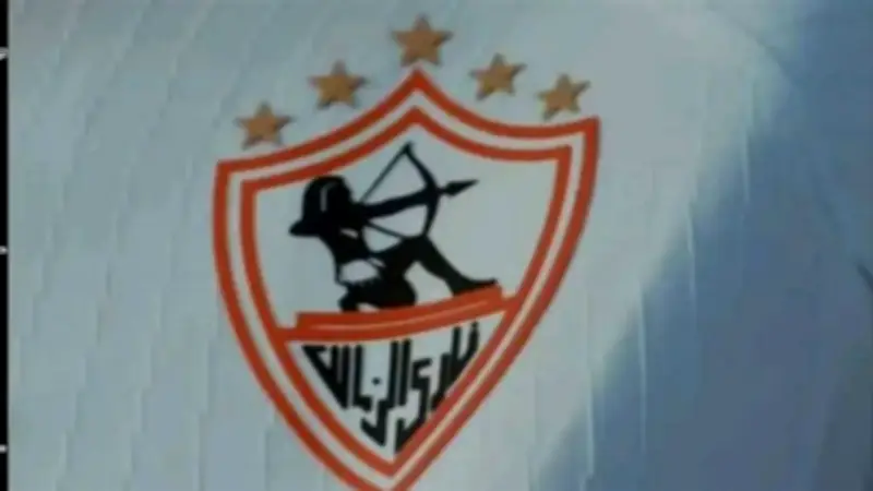 عمرو السيسي يحتفل بعيد الأضحى بصورة مع رأس الأضحية ويكشف عن ظلمه في الزمالك