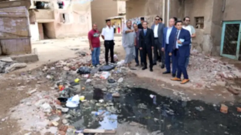 محافظ المنوفية يفاجئ مدينة منوف في عيد الأضحى ويتابع شكوى أهالي مساكن سوق الأحد