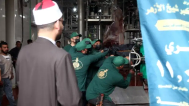 بيت الزكاة والصدقات يبدأ نحر الأضاحي وتوزيع لحوم الصكوك الأربعاء