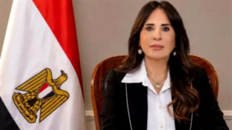 سكان الحي السادس بأكتوبر يطالبون بإزالة العشوائيات عند السوق القديم
