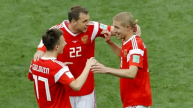 بكامل نجومه.. تشكيل منتخب روسيا المتوقع في ودية مصر اليوم