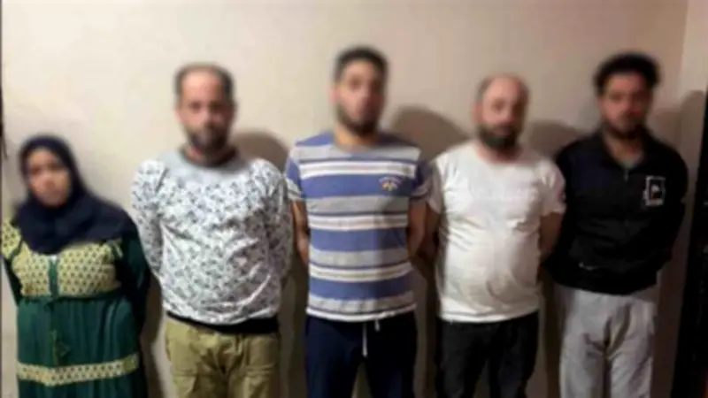 ضبط تشكيل عصابي للنصب ببيع جنيهات وسبائك ذهبية مقلدة بالقاهرة والغربية