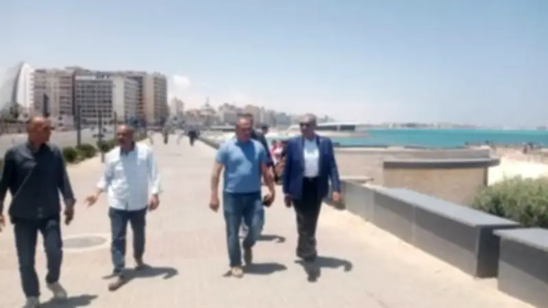 جولة ميدانية لمتابعة الخدمات الصحية والشاطئية بمطروح في عيد الأضحى