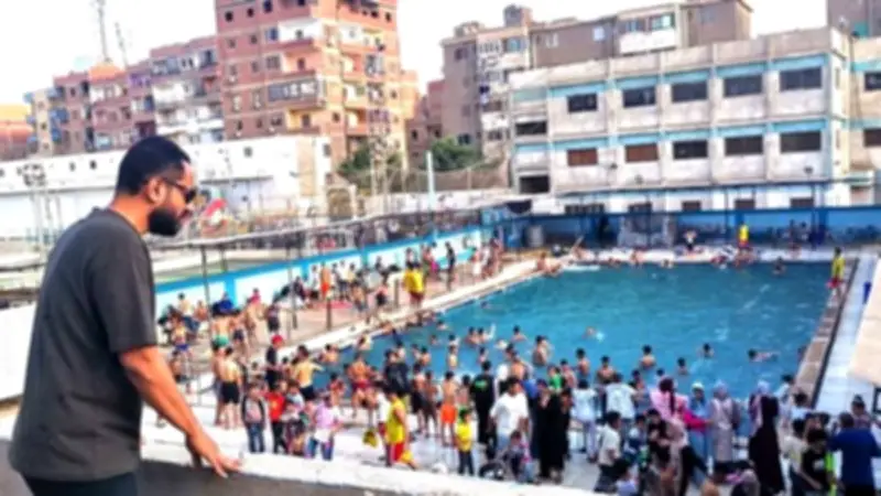إقبال كبير على حمام سباحة مركز شباب قليوب ضمن مبادرة «العيد أحلى»