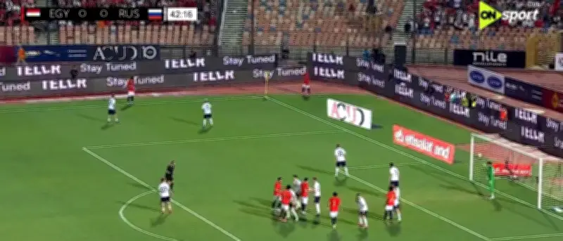 التعادل السلبي يحسم الشوط الأول بين مصر وروسيا في كأس العالم