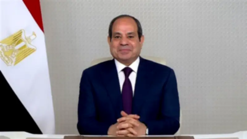 السيسي يصدر قرارات جمهورية ويوجه رسائل دبلوماسية لأمريكا وإيران وتركيا والخليج