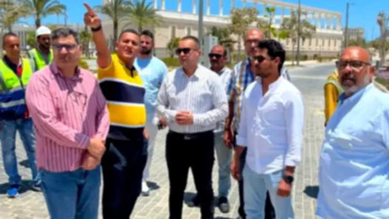 رئيس جهاز العلمين الجديدة يتابع تجهيزات مركز المؤتمرات استعدادا لتشغيله