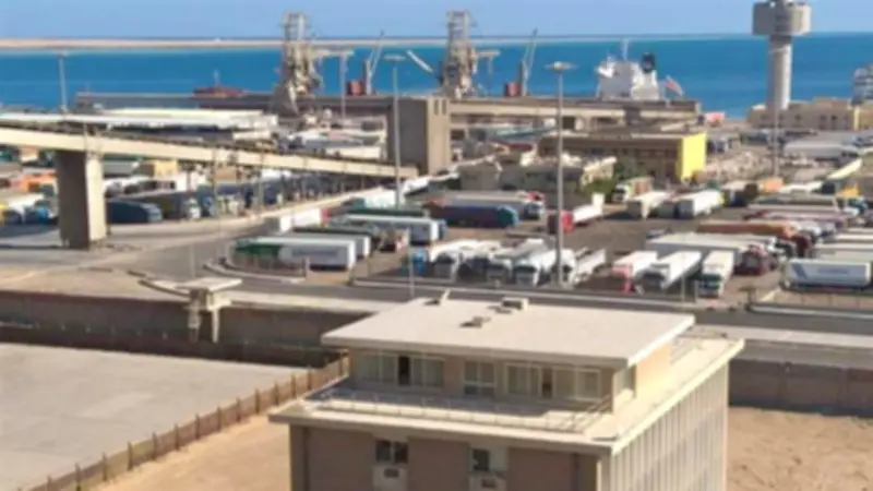 إقبال كبير على مونوريل شرق النيل لزيارة العاصمة الجديدة في ثالث أيام العيد