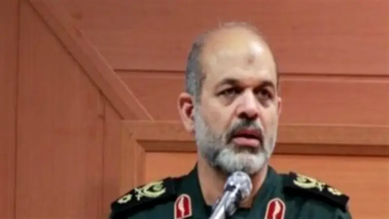 الحرس الثوري الإيراني يهدد بكسر حصار مضيق هرمز بالمفاوضات أو التحرك المباشر