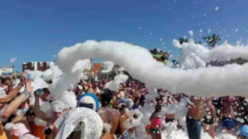 مهرجان الفوم على شواطئ الغردقة في ثالث أيام عيد الأضحى