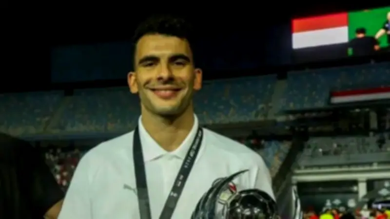 خالد الغندور يعلق على احتفال زيزو بكأس مباراة روسيا الودية