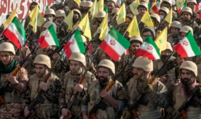 الثوري الإيراني يسيطر على مضيق هرمز بحزم وأي هجوم سيواجه بضربات حاسمة