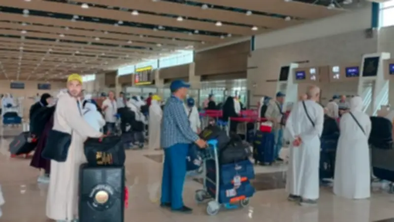 بدء أولى رحلات عودة حجاج السياحة المصريين من مكة حتى منتصف يونيو