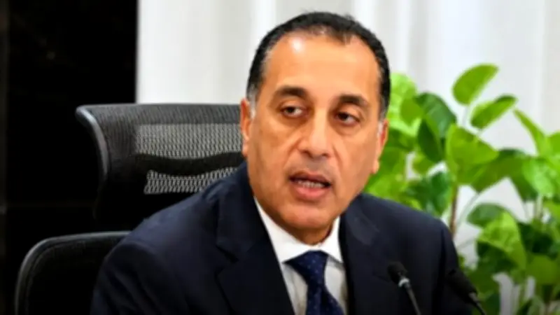 واس تبرز زيارة رئيس الوزراء للمسجد النبوي وأداء الصلاة