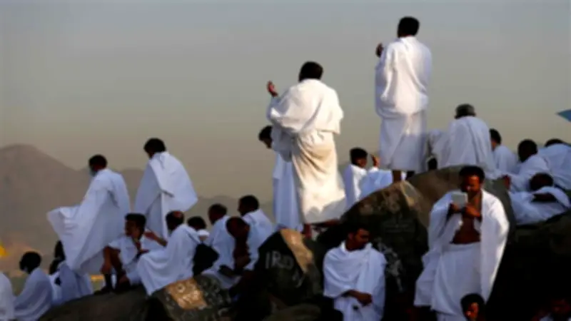 بعد الحج.. الإفتاء توضح حكم زيارة مقامات آل البيت والصحابة