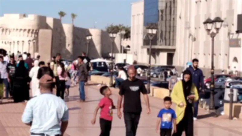 إقبال كبير على قلعة قايتباي في رابع أيام عيد الأضحى بالإسكندرية