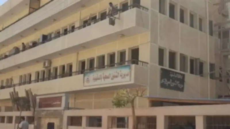 تشكيل لجنة عاجلة للتحقيق في وفاة طفل بمستشفى المنزلة بالدقهلية