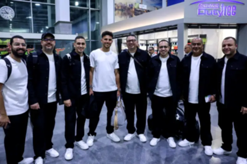 بعثة منتخب مصر تغادر القاهرة إلى أمريكا لخوض ودية تونس