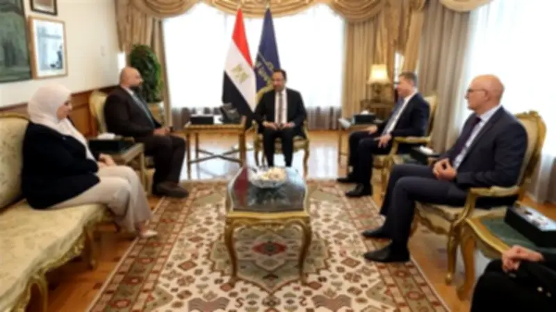 وزير الاتصالات: بيئة الأعمال الجاذبة تدفع الشركات العالمية لزيادة استثماراتها