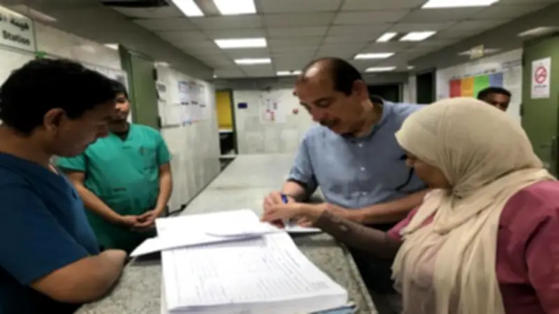 نائب وزير الصحة يتفقد منشآت طبية بالقاهرة في جولة مفاجئة