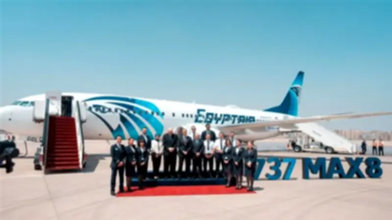 مصر للطيران تستقبل الطائرة الثالثة من بوينج B737-8 MAX بحضور رئيس تحالف ستار