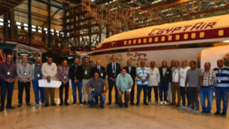 مصر للطيران تعيد إحياء الشعار التراثي من الثمانينيات على طائرات B737-800