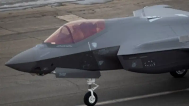 الاحتلال يشتري سربين من مقاتلات F-35 وF-15 الأمريكية