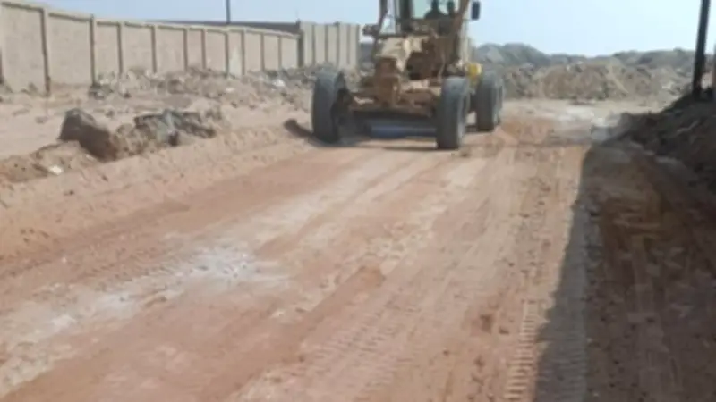 محافظة الجيزة تبدأ مشروع رصف طريق R1 بأبو رواش بطول 2.7 كم