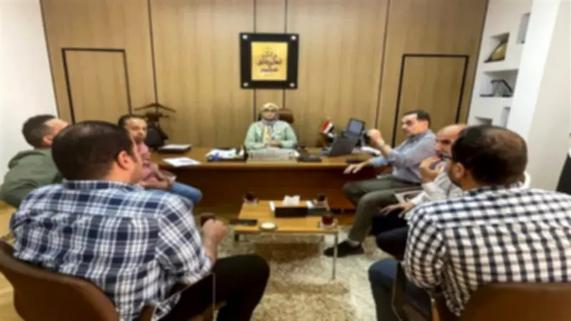 رئيس العاصمة الجديدة تناقش آليات تسليم وحدات الحي السكني الخامس R5