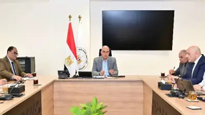 وزير الري يعلن إزالة 1117 تعديًا على المجاري المائية في الموجة 27