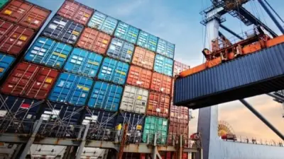 انخفاض الصادرات المصرية 11.6% في فبراير 2026 والعجز التجاري يرتفع 87.5%
