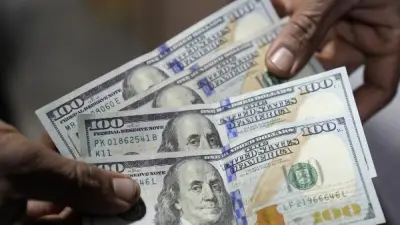 ارتفاع سعر الدولار 13 قرشا.. 53.37 جنيه في البنوك المصرية