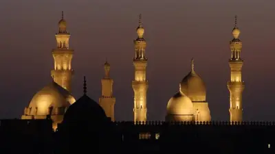 مواقيت الصلاة اليوم الجمعة 15 مايو 2026 في القاهرة والمحافظات