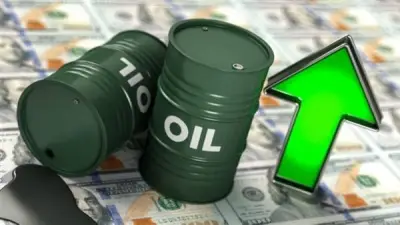 ارتفاع العقود الآجلة لخام برنت 1.6% بعد الهجوم الأمريكي على إيران