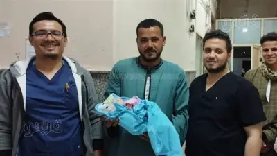 مستشفى الفشن يحتفل بشفاء طفل بعد 18 يوماً على التنفس الصناعي