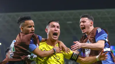 القنوات الناقلة لمباراة القادسية والنصر في دوري روشن السعودي 2025-2026 وكيفية المشاهدة