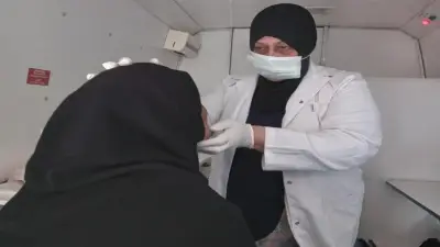 قافلة طبية مجانية بقرية الدير في بني سويف تقدم 2289 خدمة لـ727 مريضًا