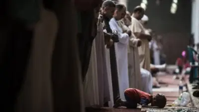 موعد أذان العشاء اليوم الأحد 24-5-2026 في القاهرة والمحافظات